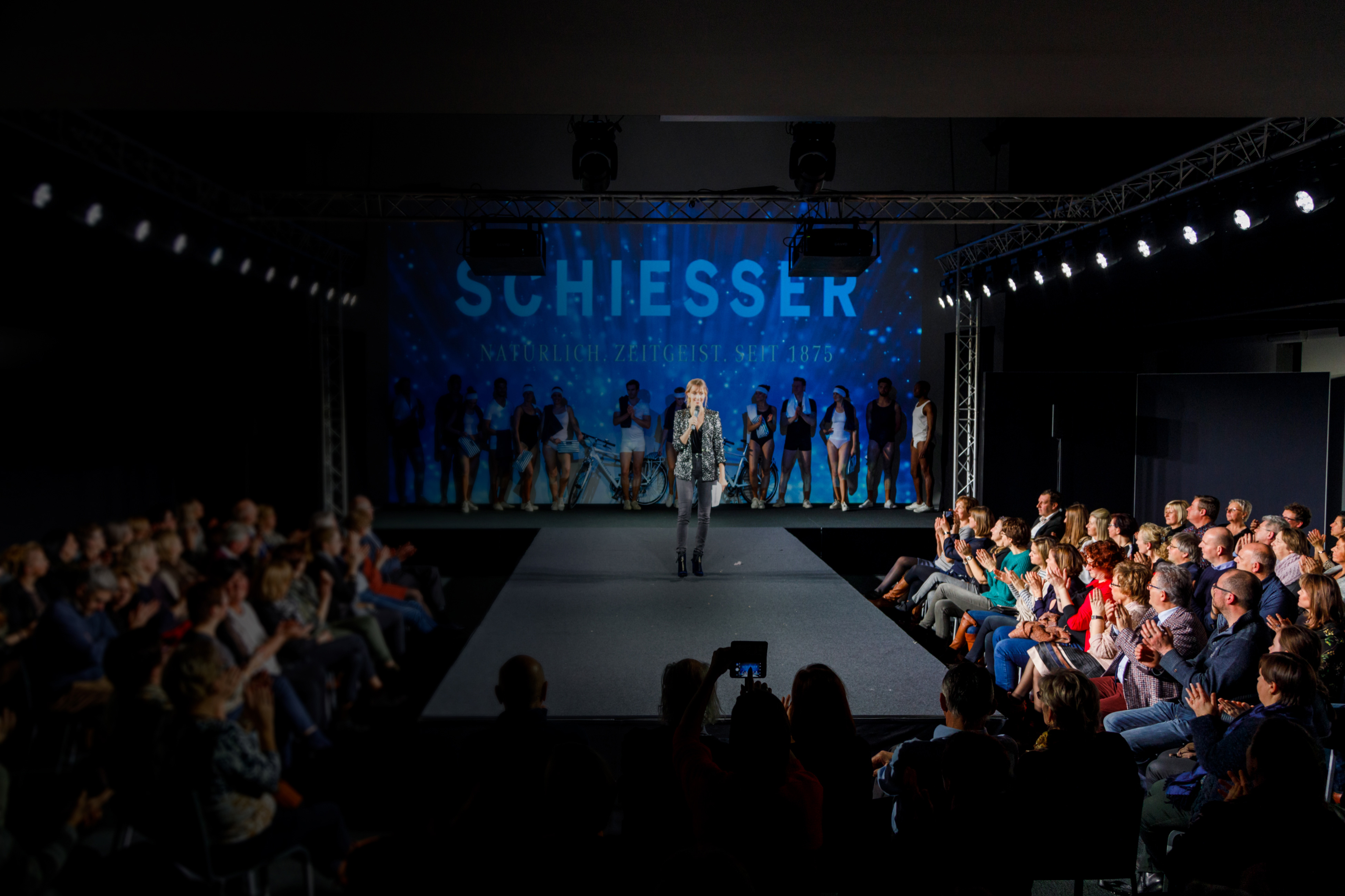 Rodebol events header modeshow schiesser auditorium 