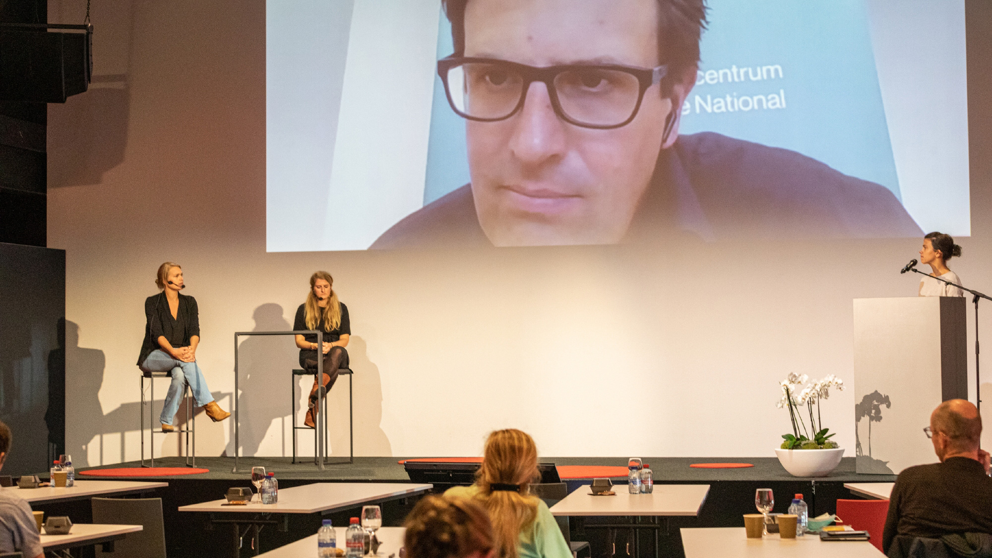 Podium streaming in Aula4 - Locatie AuditoRium4 RodeBol Events