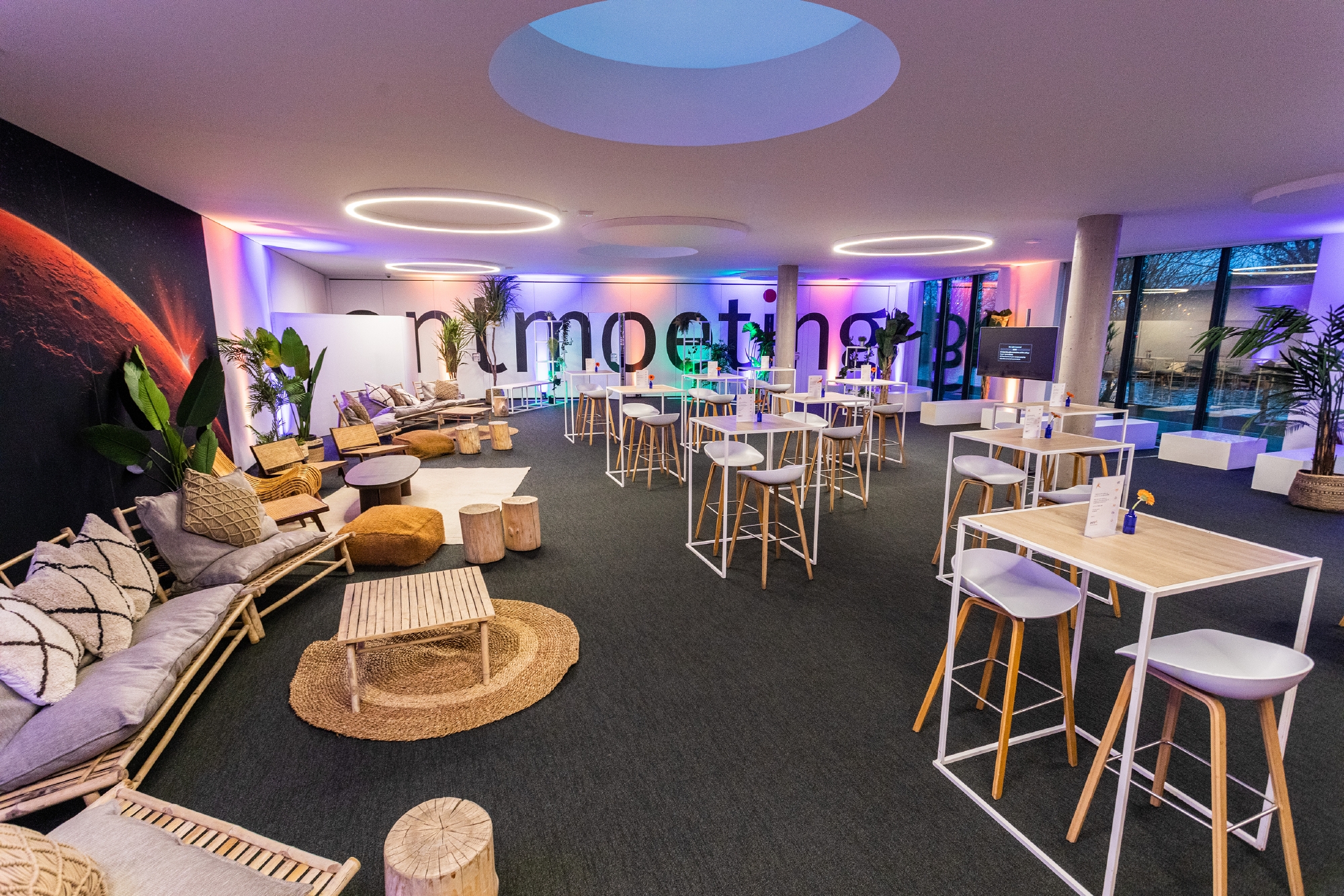 Inrichting planten FoyeR4 - Locatie AuditoRium4 RodeBol Events