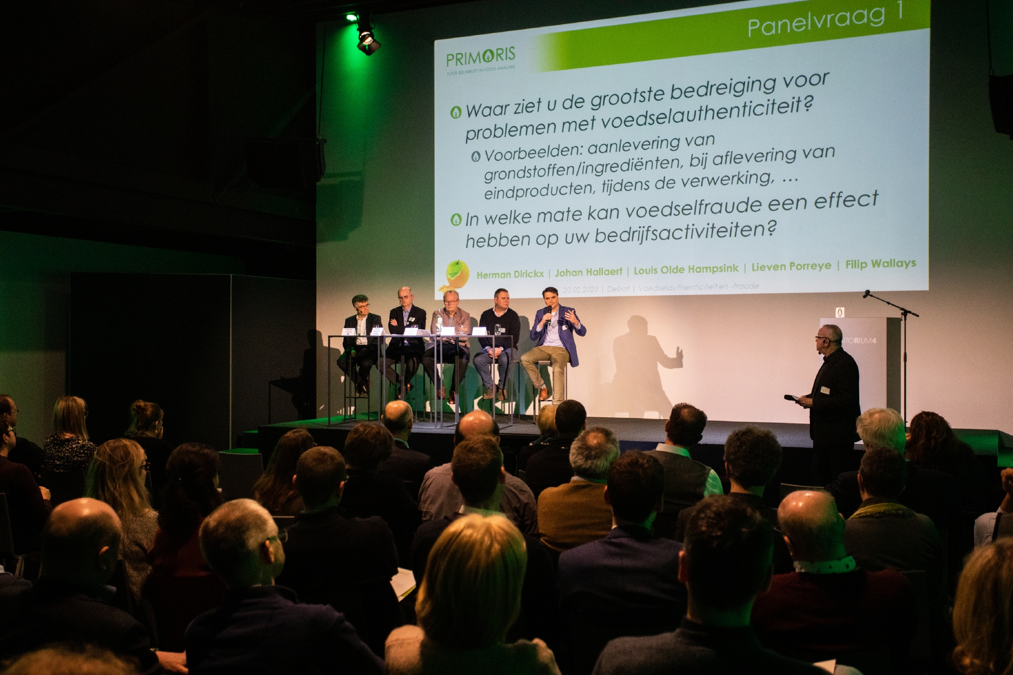 Aula4 - AuditoRium4 in Gent - Panelgesprek