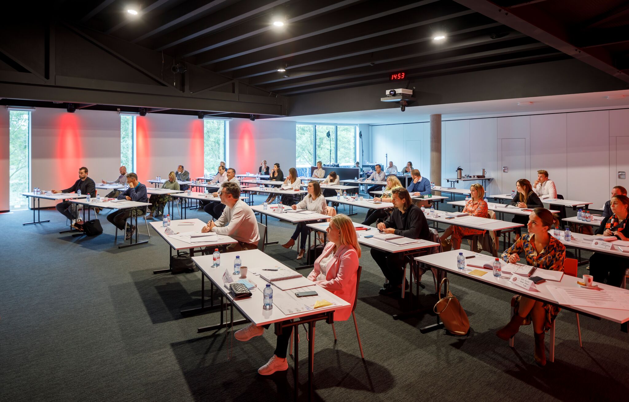 Schoolopstelling AuditoRium4 RodeBol Events